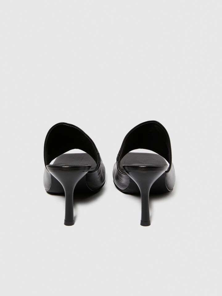High 100% leather sandals - women's sandals and slippers - Black | Sisley image number 2
